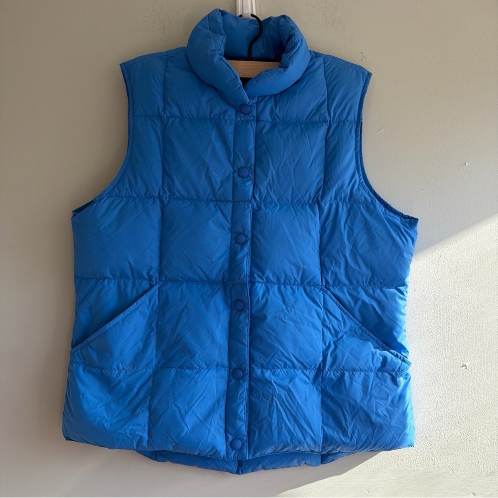 Lands' End Men’s M Down Vest Light Blue Quilted Sleeveless Goose Puffer Jacket